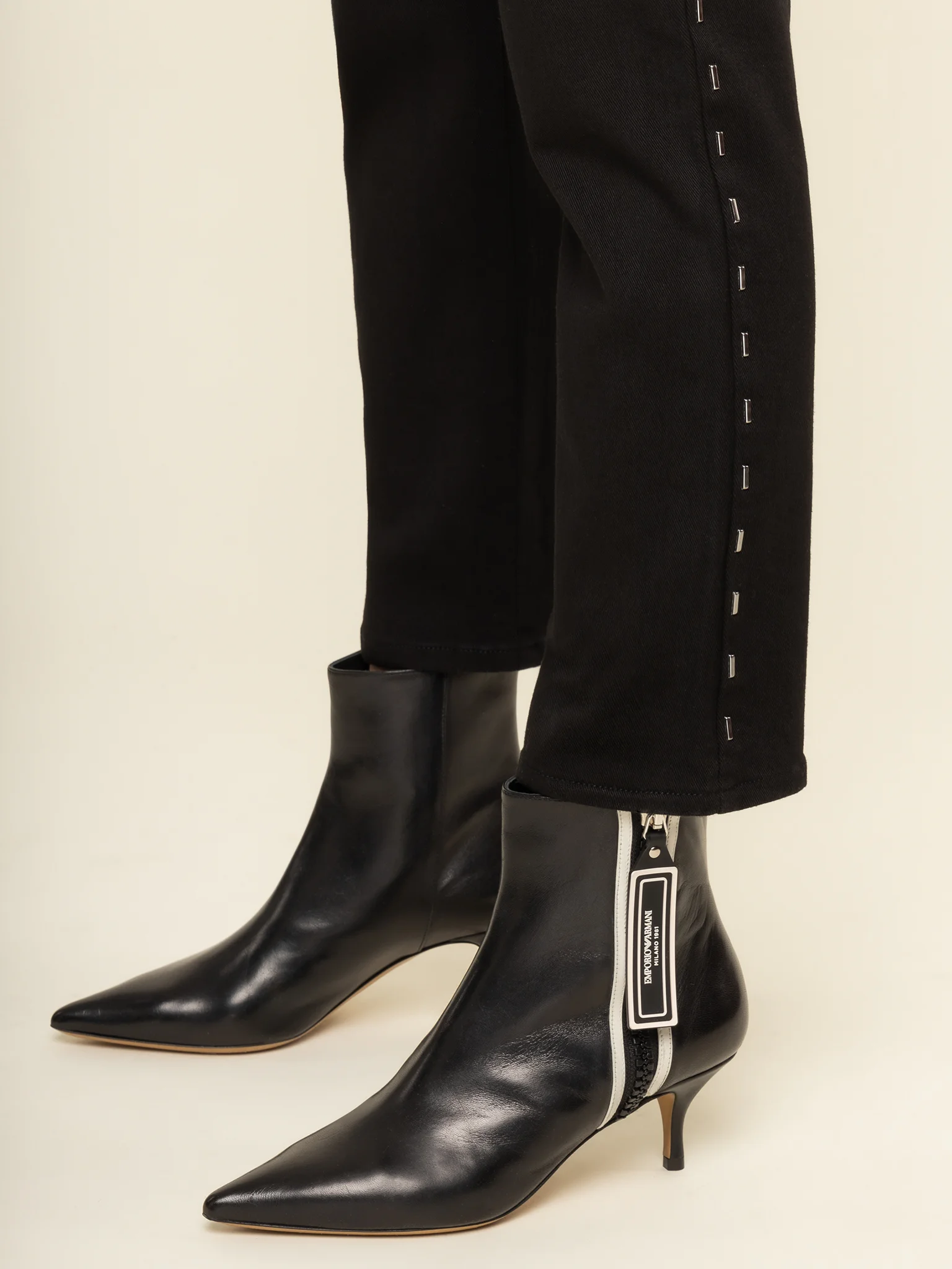 emporio-armani-dzhinsi-slim-fit-6g2j36-2dtaz-0005-chornii-slim-fit-05